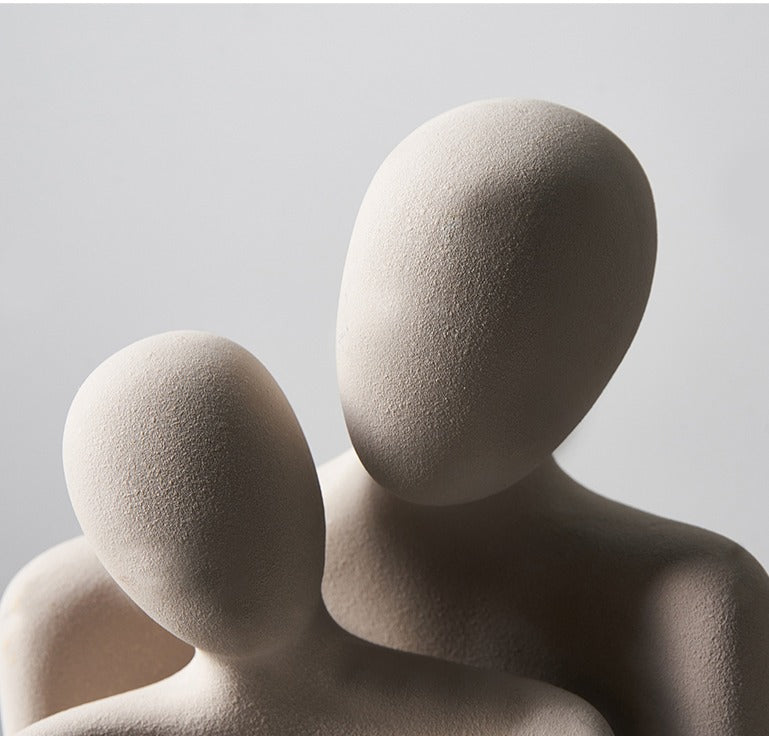 Cuddle Couple | Abstract Ceramic Sculpture – Timeless Elegance and Love