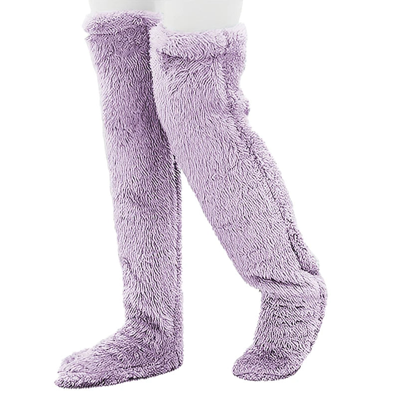 Cuddly overknee fleece socks