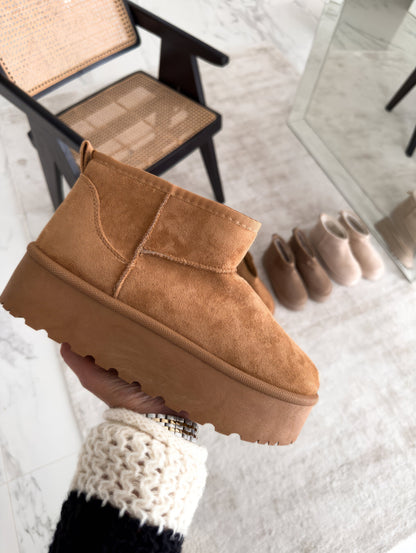 Fleece winter boots for women