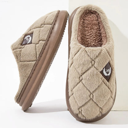 Slippers with fleece feed