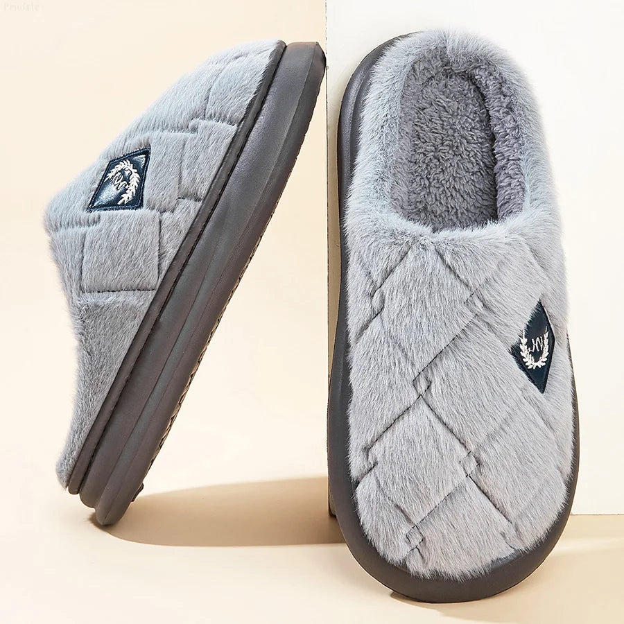 Slippers with fleece feed