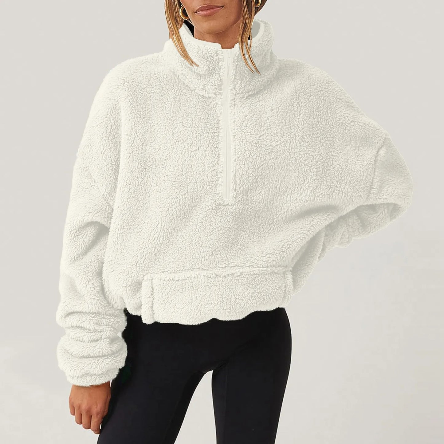 Sandra turtleneck sweater made of plush