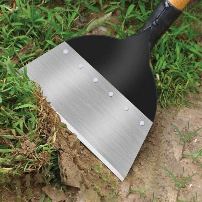 Multifunctional garden shovel