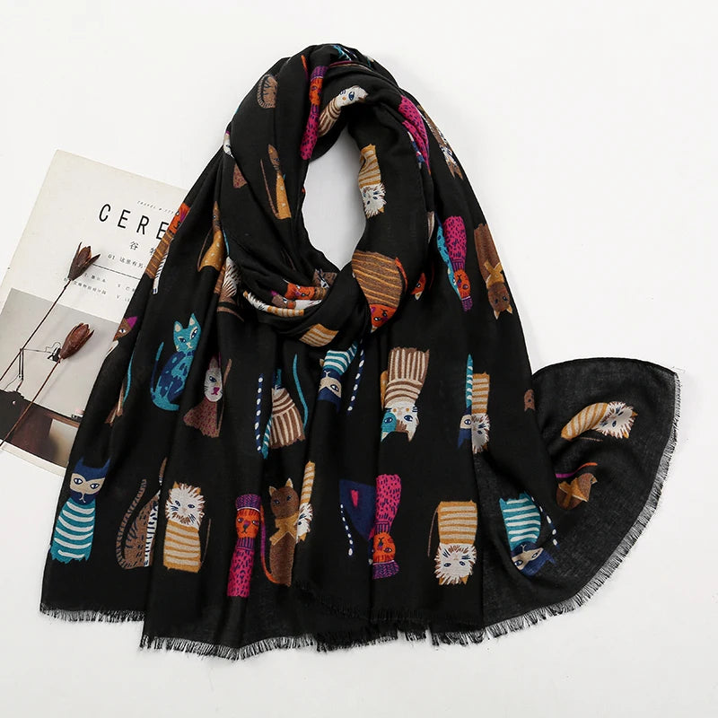 Fringe scarf with cat patterns