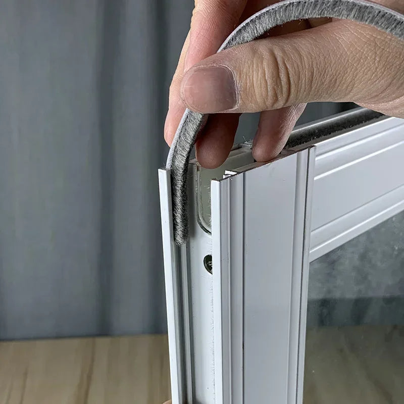 Self -adhesive sealing brush for windows and doors