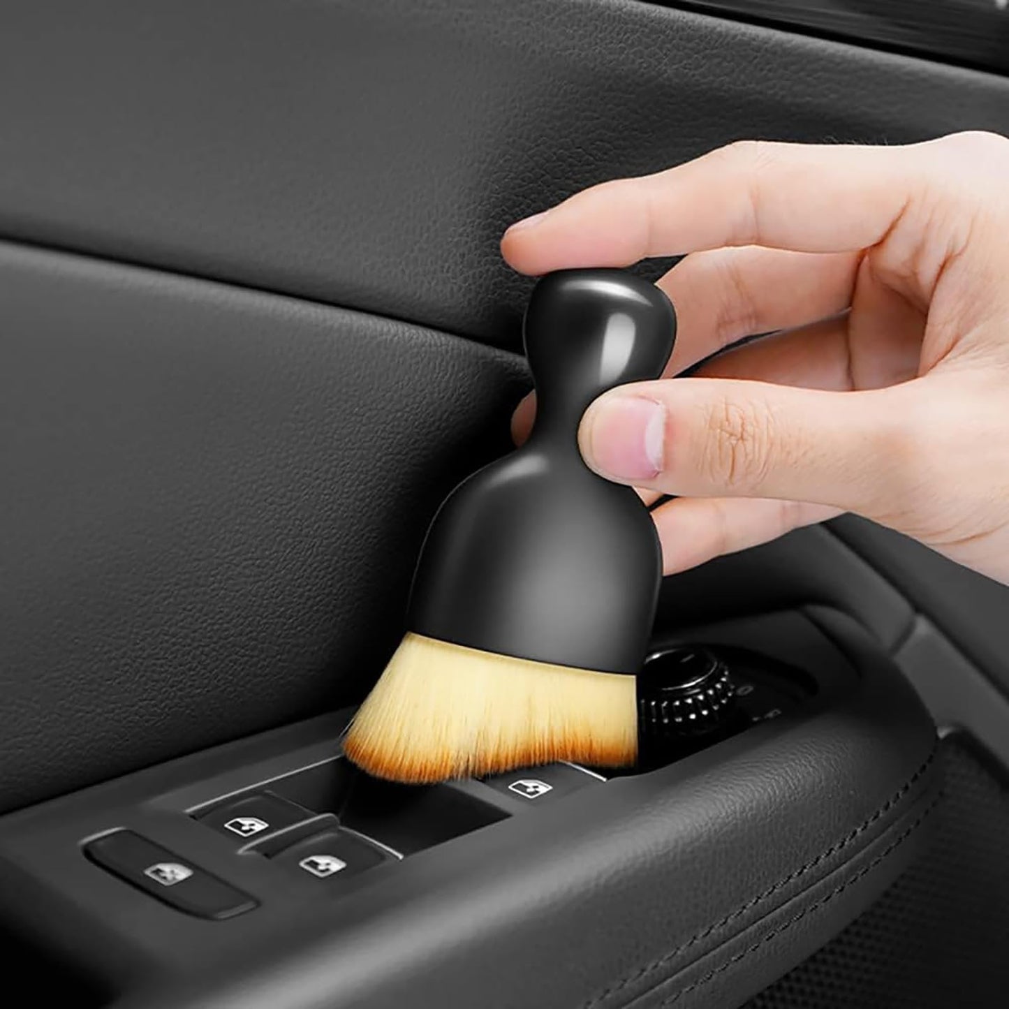 Dust brush for car