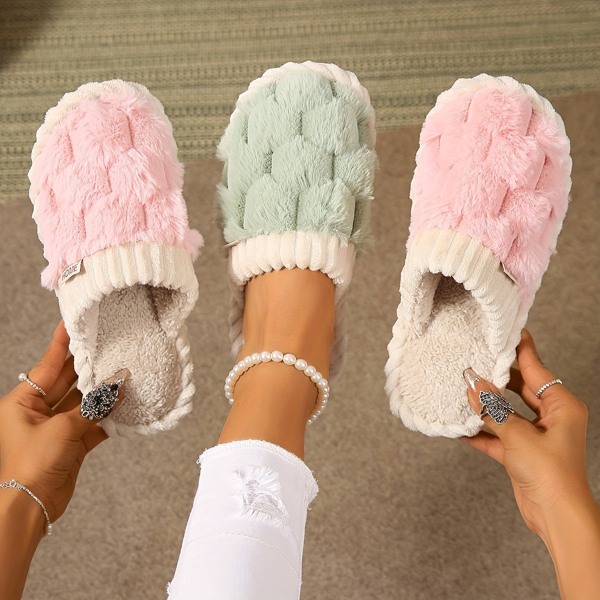 Floof™ - Plush Slippers [Last Day Discount]