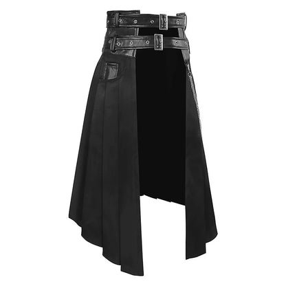 Gothic wrinkle skirt with chain details and buckles