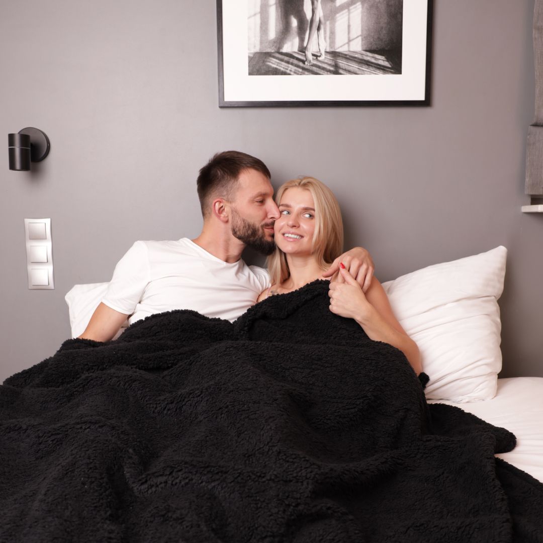 Love Blanket™ - The Waterproof Cuddle Blanket [Last Day Discount]