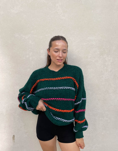 Oversize sweater with neon seam