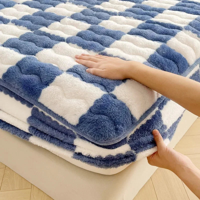 BettPro - Checkered mattress cover