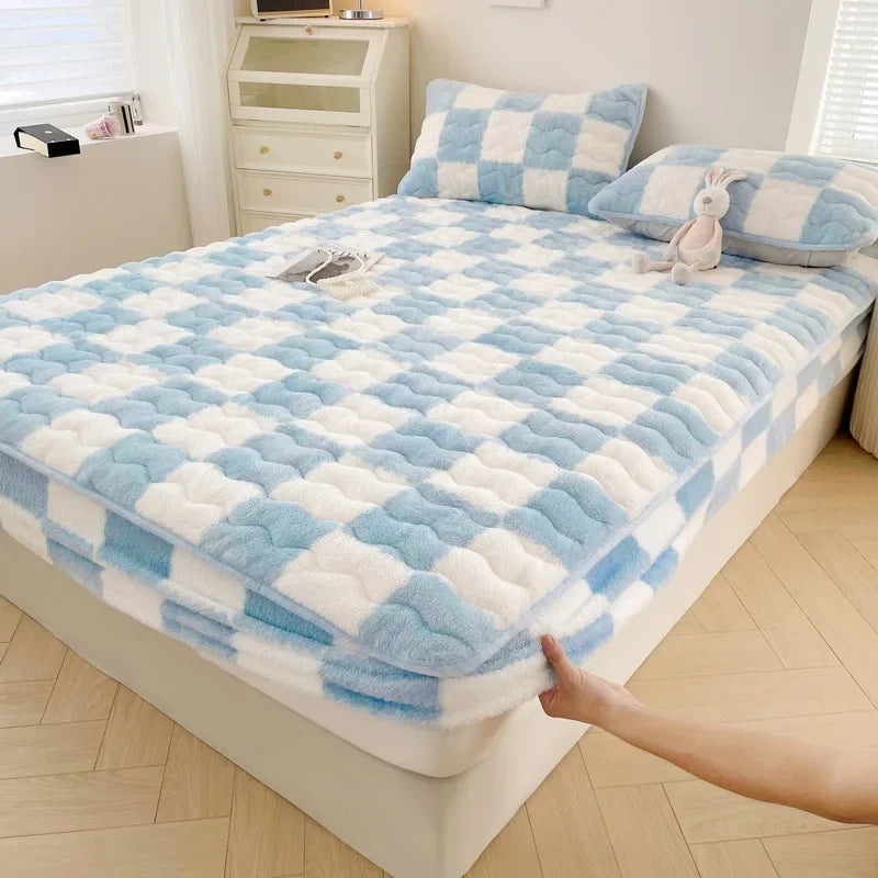 BettPro - Checkered mattress cover