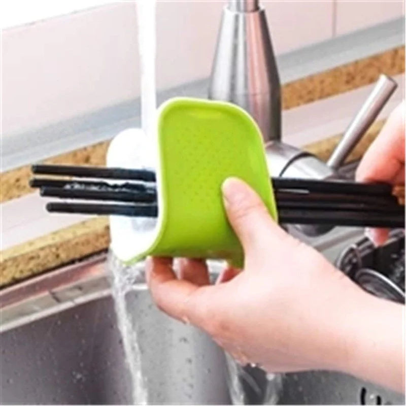 Double-Sided Brush™ U-shaped cleaning tool