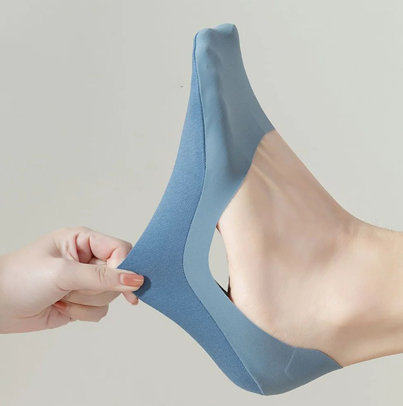 Anti-slip socks