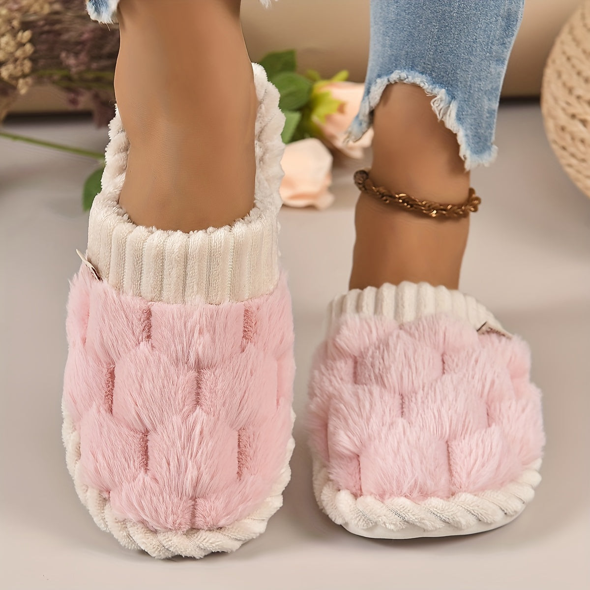 Floof™ - Plush Slippers [Last Day Discount]