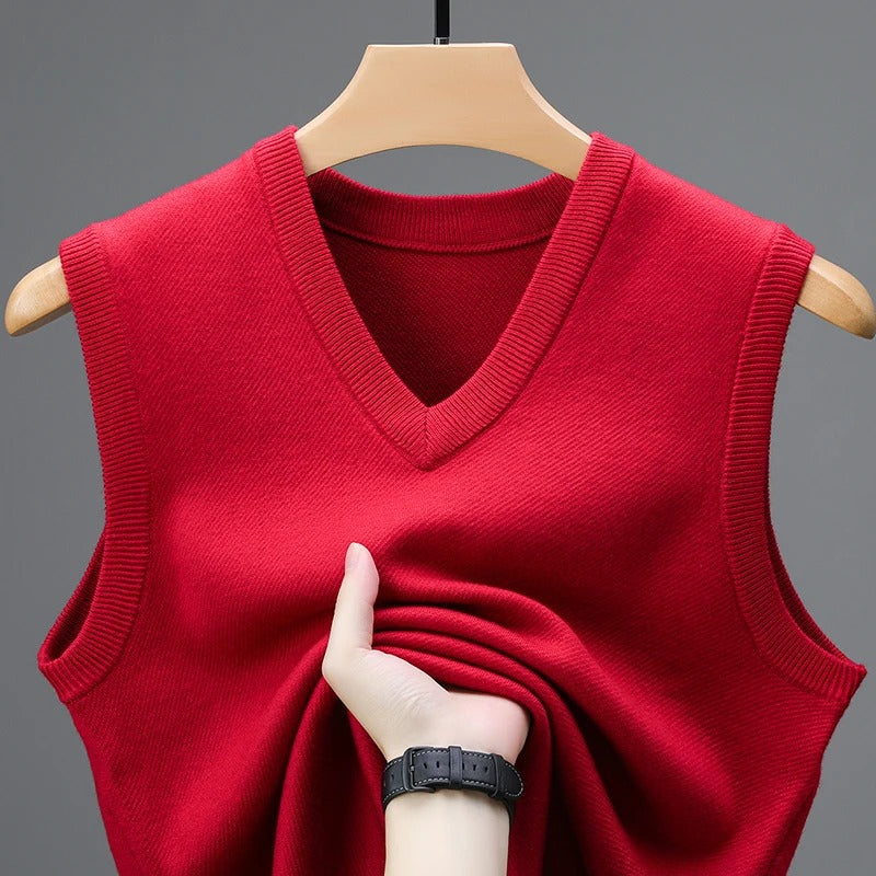 Flat knitted vest