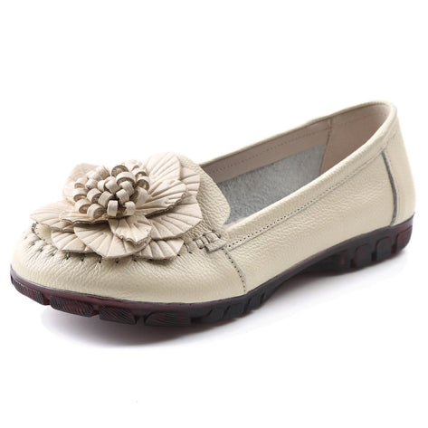 Kyra - Versatile slippers with floral decor (Last day discount)