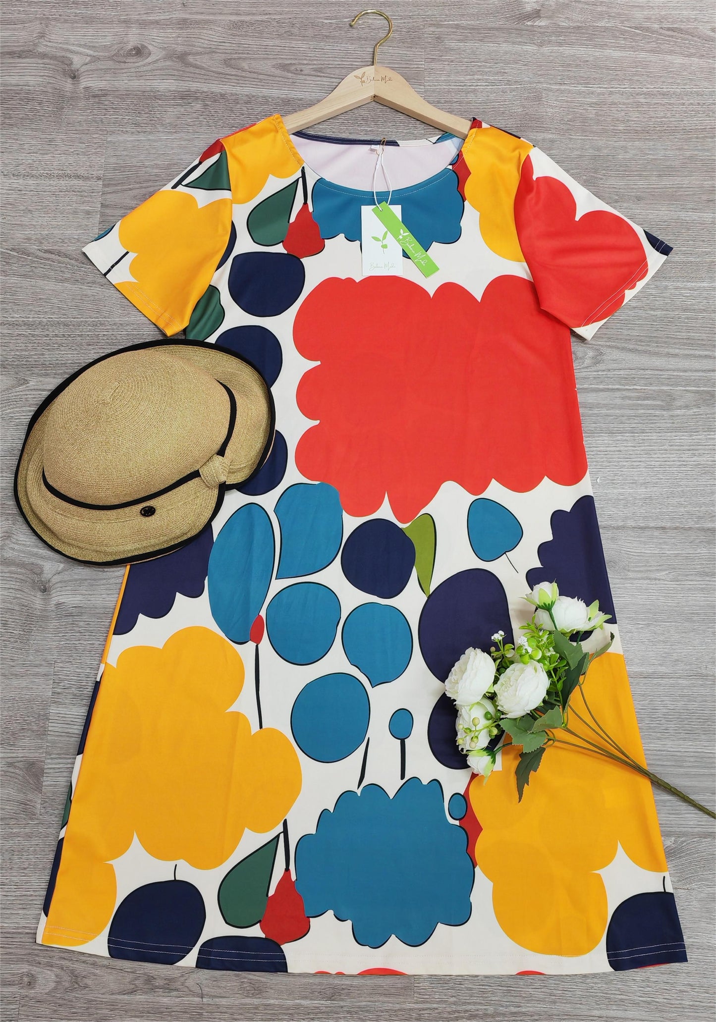 Charming multi -colored midi dress