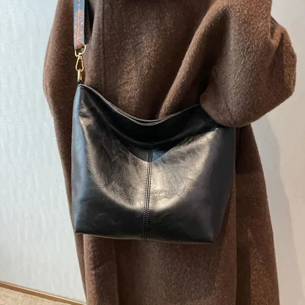 Stylish shoulder bag