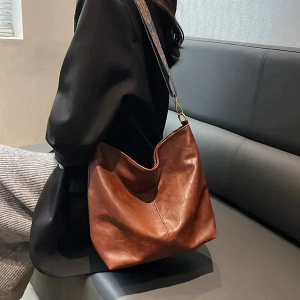 Stylish shoulder bag