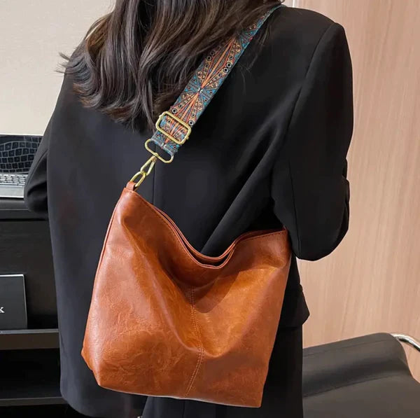 Stylish shoulder bag