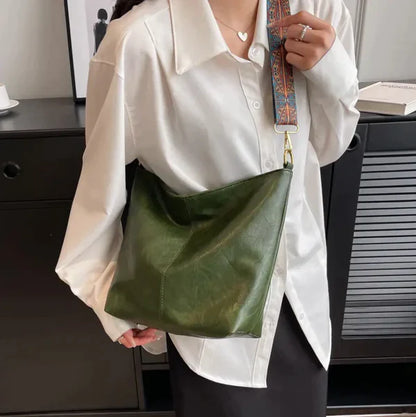 Stylish shoulder bag