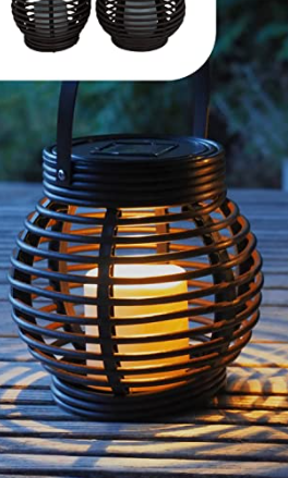 Solar garden lantern