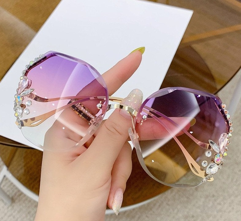 Glamorous diamond sunglasses