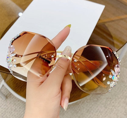 Glamorous diamond sunglasses