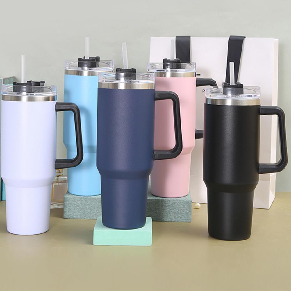 ThermoBottle™ - Straw water bottle with portable handle